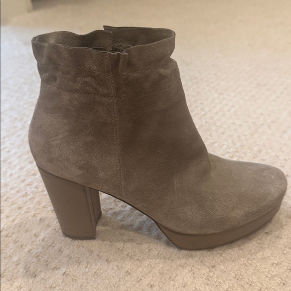 Booties - Picture 5 of 7